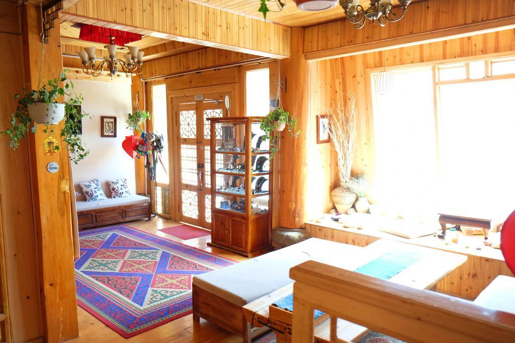 Apartmán Huksum House Deqen Exteriér fotografie